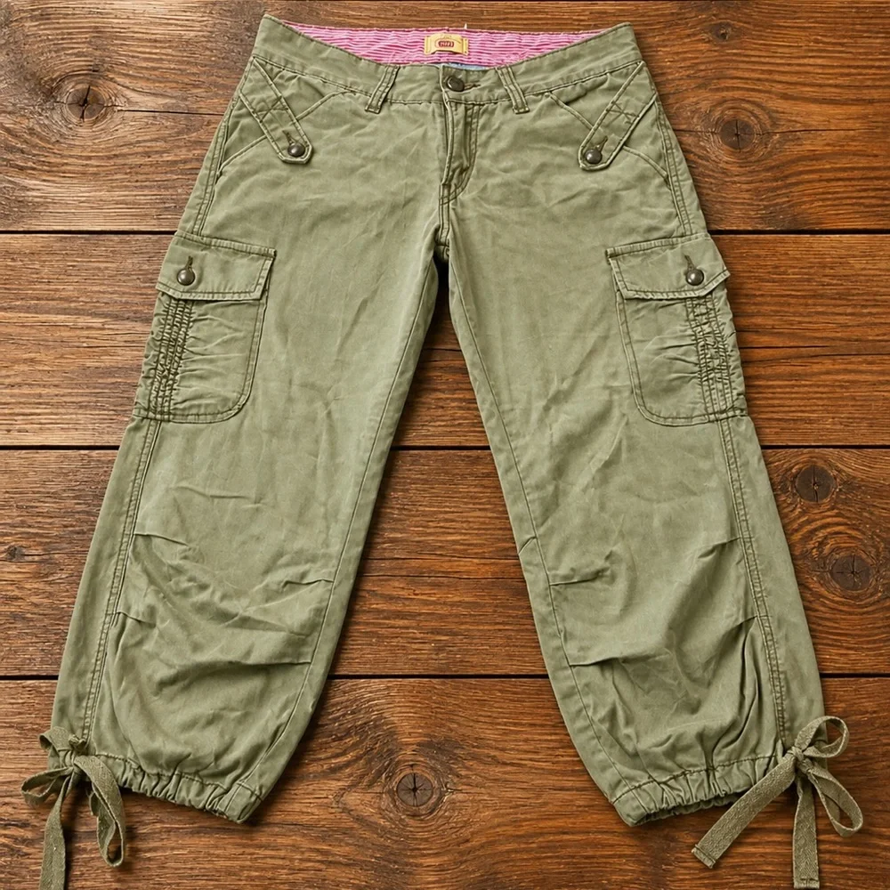 🌿 Levi’s Tab Twills Cargo Capri Pants Y2K (2003) – Olive Green – Size 5 - Picture 2 of 9